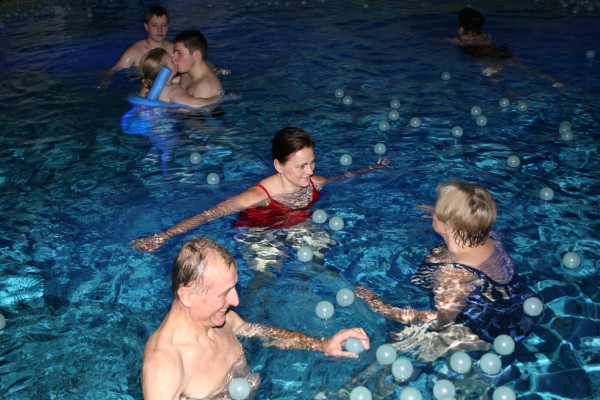 Poolparty im Hotel Krone im Wellness und Urlaub Hotel im Schwarzwald