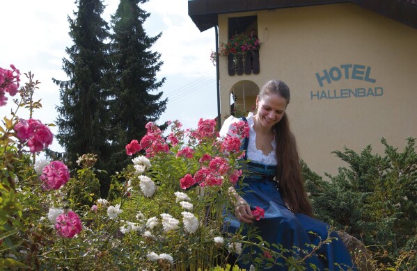 Anja Hausdorf im Blumengarten